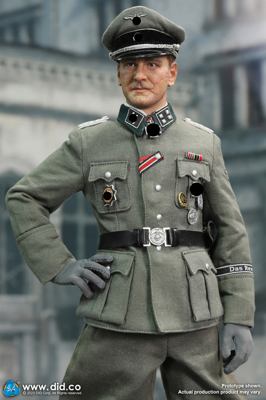 WWII - German Commanding Off. Skorzeny - MINT IN BOX (READ DESC)