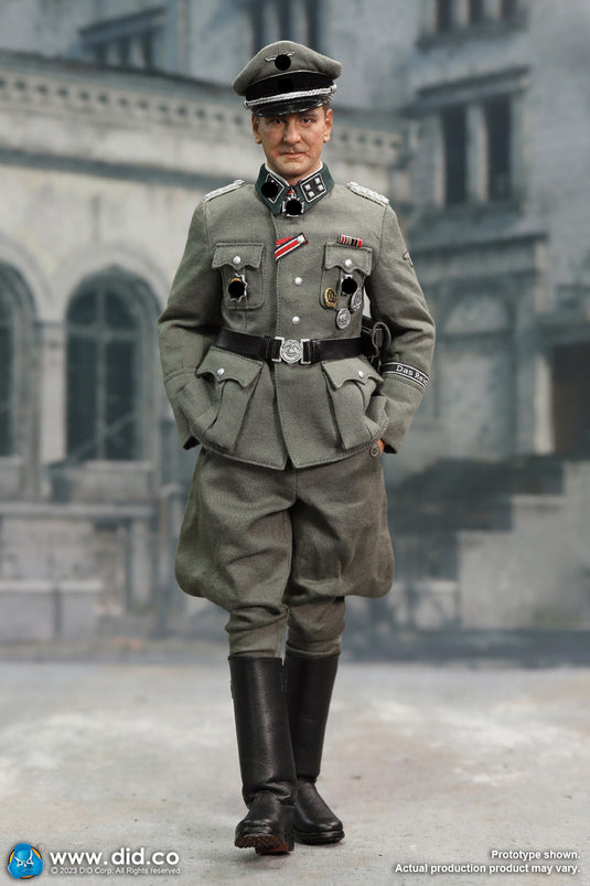WWII - German Commanding Off. Skorzeny - MINT IN BOX (READ DESC)