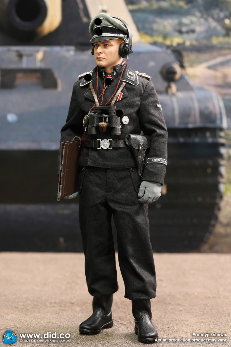 Load image into Gallery viewer, WWII - German Panzer Cmdr Max w/Hatch - MINT IN BOX (READ DESC)
