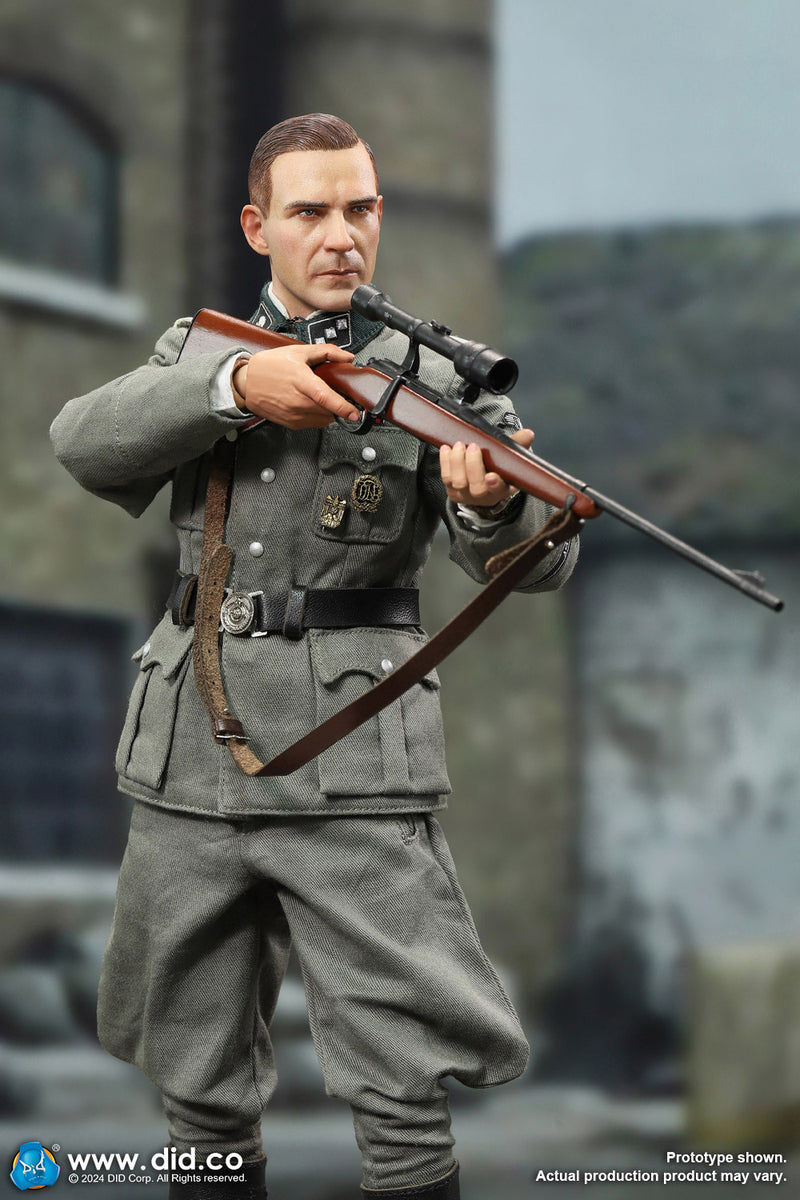 Load image into Gallery viewer, WWII - German Officer Amon Göth - MINT IN BOX (READ DESC)
