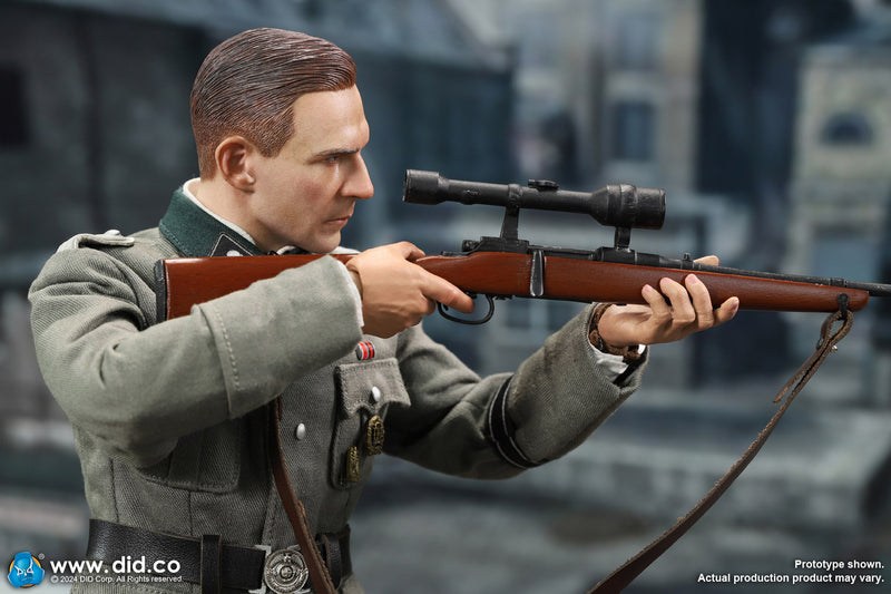 Load image into Gallery viewer, WWII - German Officer Amon Göth - MINT IN BOX (READ DESC)

