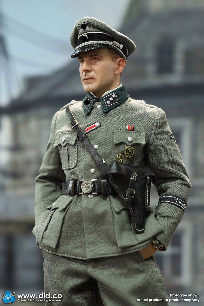 Load image into Gallery viewer, WWII - German Officer Amon Göth - MINT IN BOX (READ DESC)
