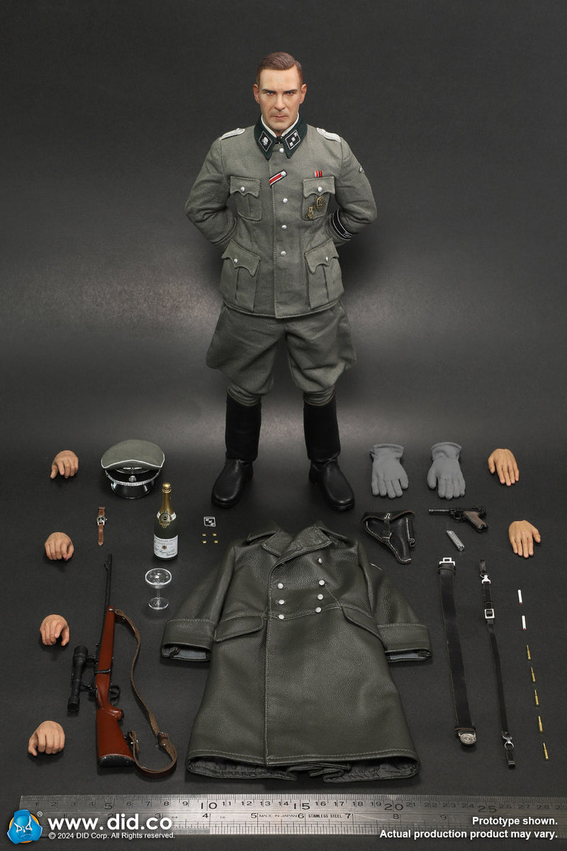 Load image into Gallery viewer, WWII - German Officer Amon Göth - MINT IN BOX (READ DESC)
