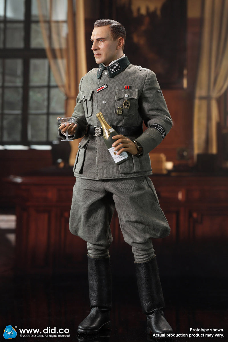 Load image into Gallery viewer, WWII - German Officer Amon Göth - MINT IN BOX (READ DESC)
