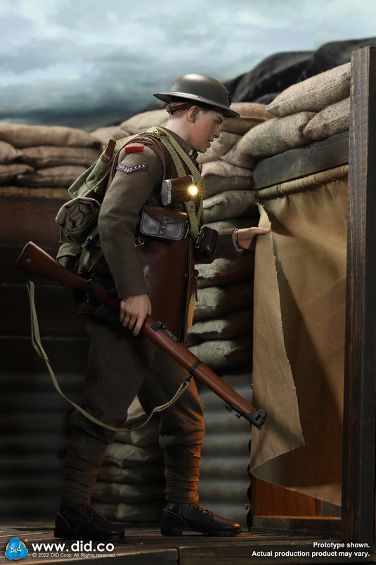 WWI - British - LCpl Tom w/Trench - MINT IN BOX (READ DESC)