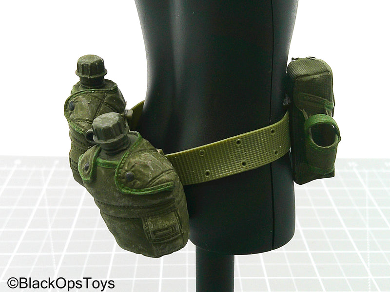 Load image into Gallery viewer, Vietnam Era Rivet Belt w/Canteen Pouch Set
