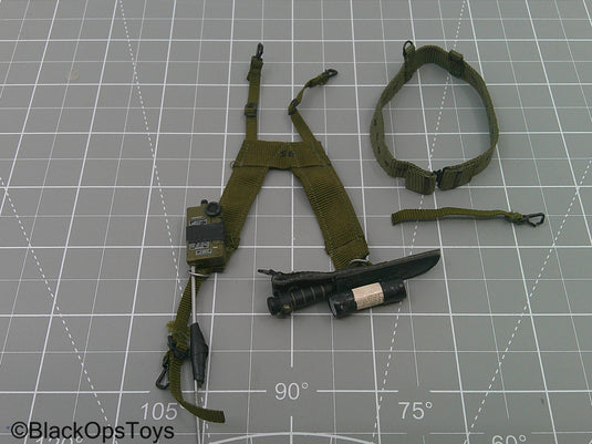 Vietnam Era Harness w/Knife & Radio (Hot Toys)