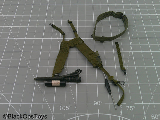 Vietnam Era Harness w/Knife & Radio (Hot Toys)