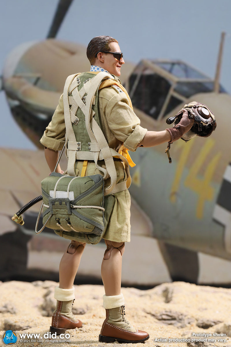 Load image into Gallery viewer, WWII German - Luftwaffe Star of Africa - MINT IN BOX (READ DESC)
