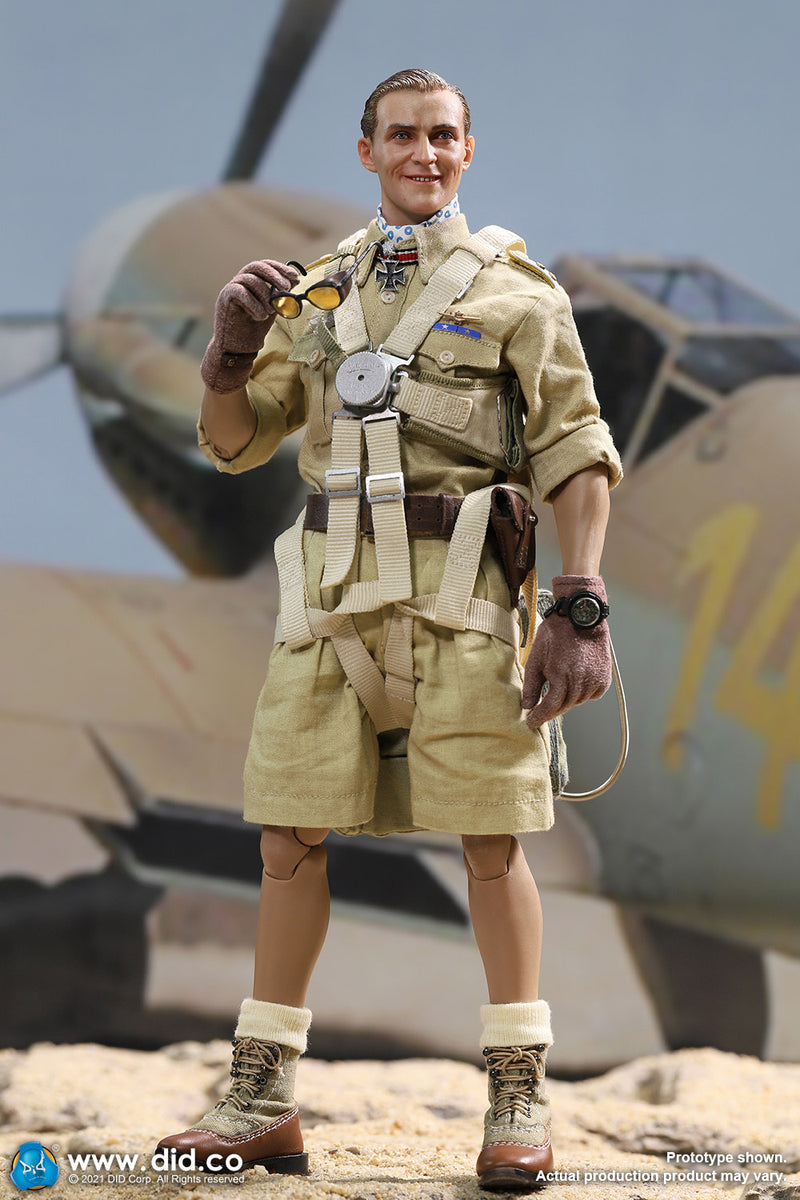 Load image into Gallery viewer, WWII German - Luftwaffe Star of Africa - MINT IN BOX (READ DESC)
