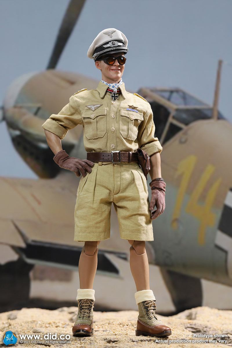 Load image into Gallery viewer, WWII German - Luftwaffe Star of Africa - MINT IN BOX (READ DESC)
