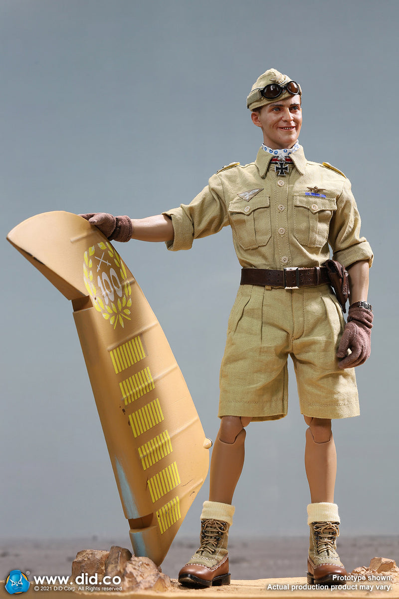 Load image into Gallery viewer, WWII German - Luftwaffe Star of Africa - MINT IN BOX (READ DESC)
