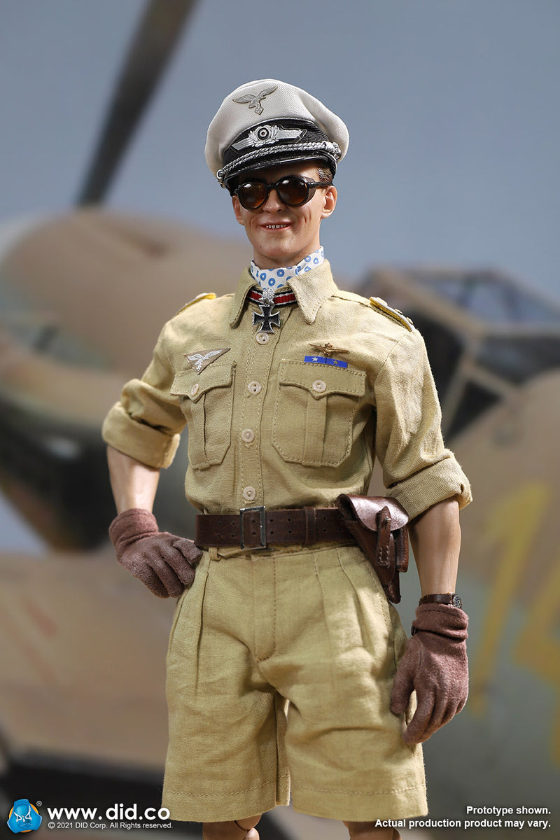 Load image into Gallery viewer, WWII German - Luftwaffe Star of Africa - MINT IN BOX (READ DESC)
