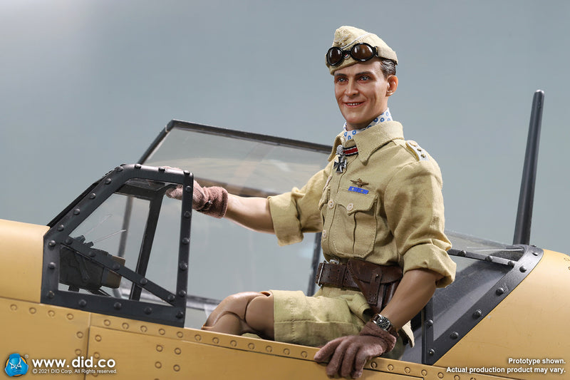 Load image into Gallery viewer, WWII German - Luftwaffe Star of Africa - MINT IN BOX (READ DESC)
