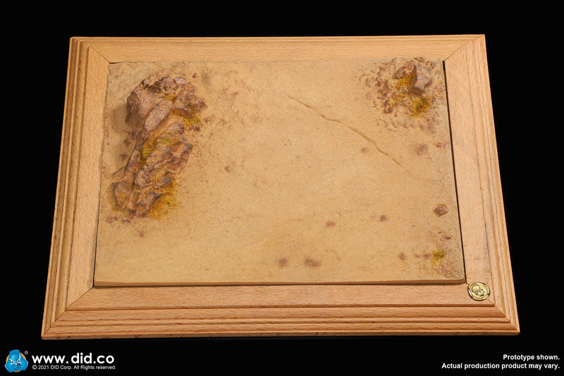 Load image into Gallery viewer, WWII German - Luftwaffe Star of Africa - MINT IN BOX (READ DESC)

