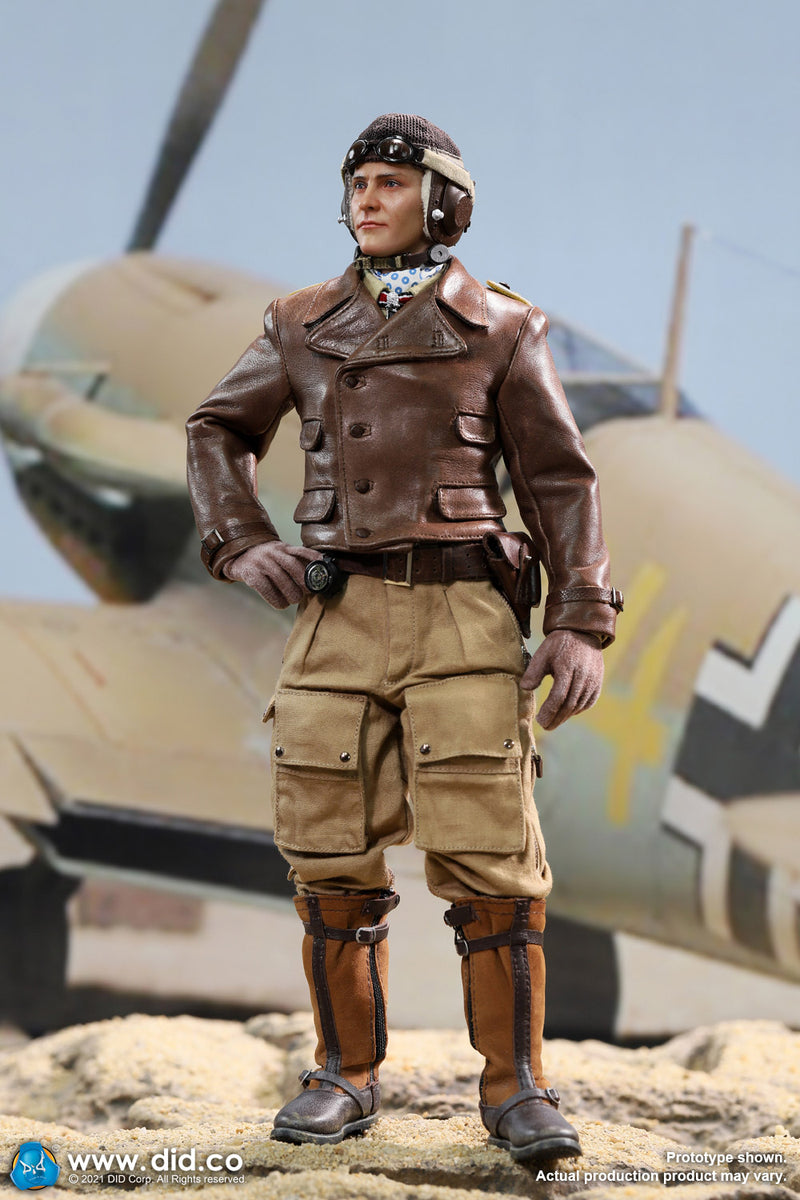 Load image into Gallery viewer, WWII German - Luftwaffe Star of Africa - MINT IN BOX (READ DESC)
