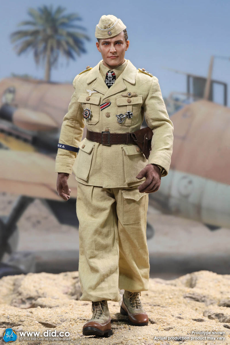Load image into Gallery viewer, WWII German - Luftwaffe Star of Africa - MINT IN BOX (READ DESC)
