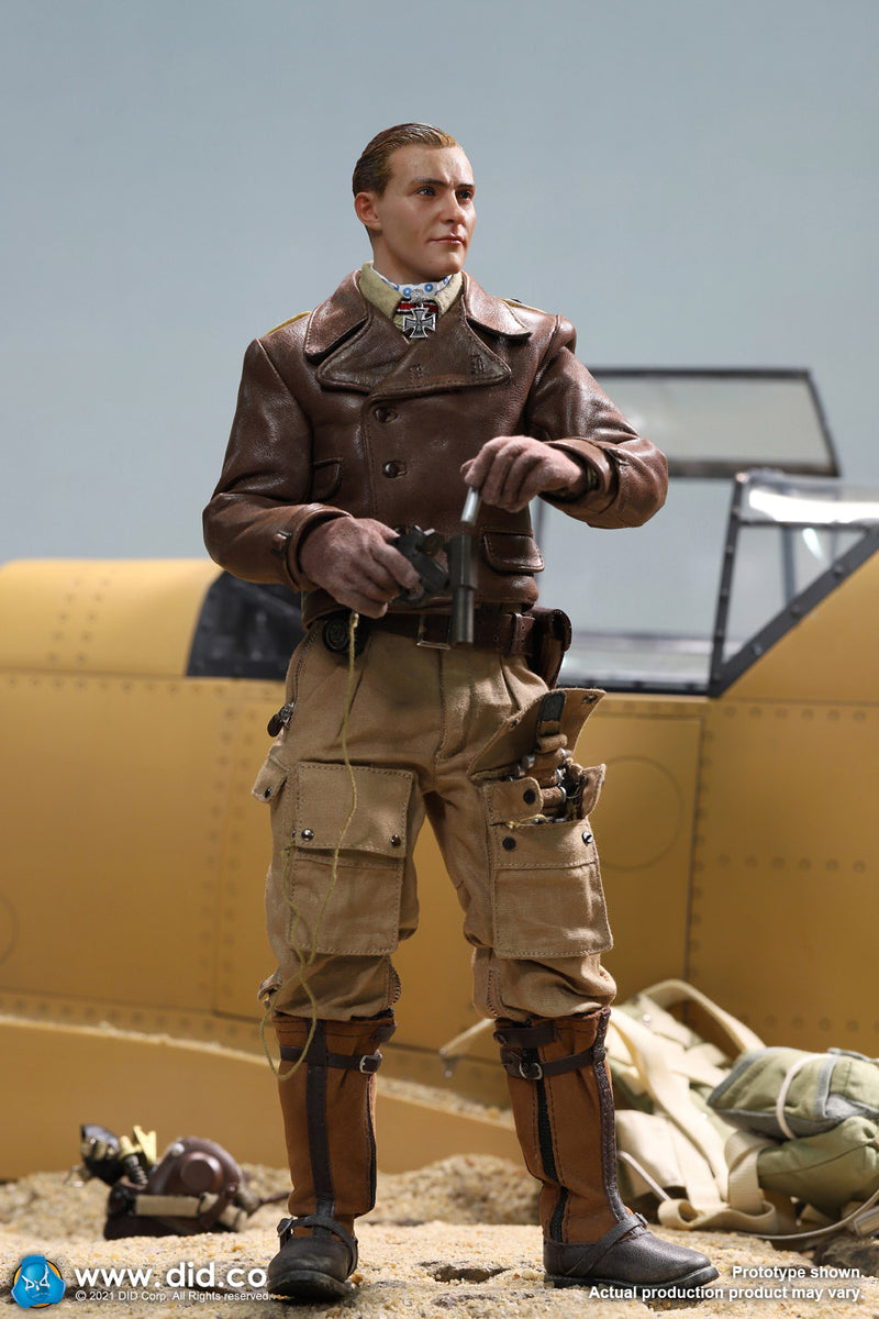 Load image into Gallery viewer, WWII German - Luftwaffe Star of Africa - MINT IN BOX (READ DESC)
