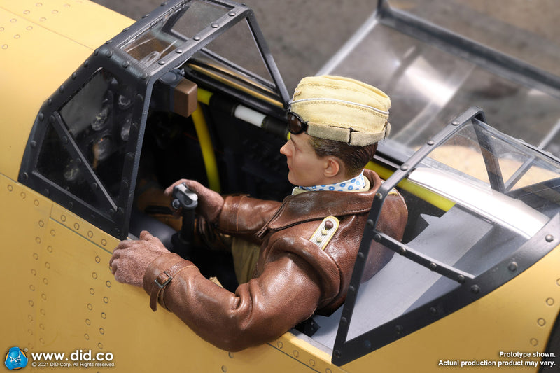 Load image into Gallery viewer, WWII German - Luftwaffe Star of Africa - MINT IN BOX (READ DESC)
