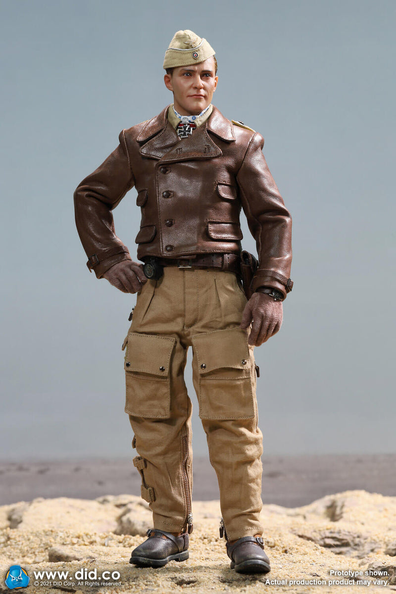 Load image into Gallery viewer, WWII German - Luftwaffe Star of Africa - MINT IN BOX (READ DESC)
