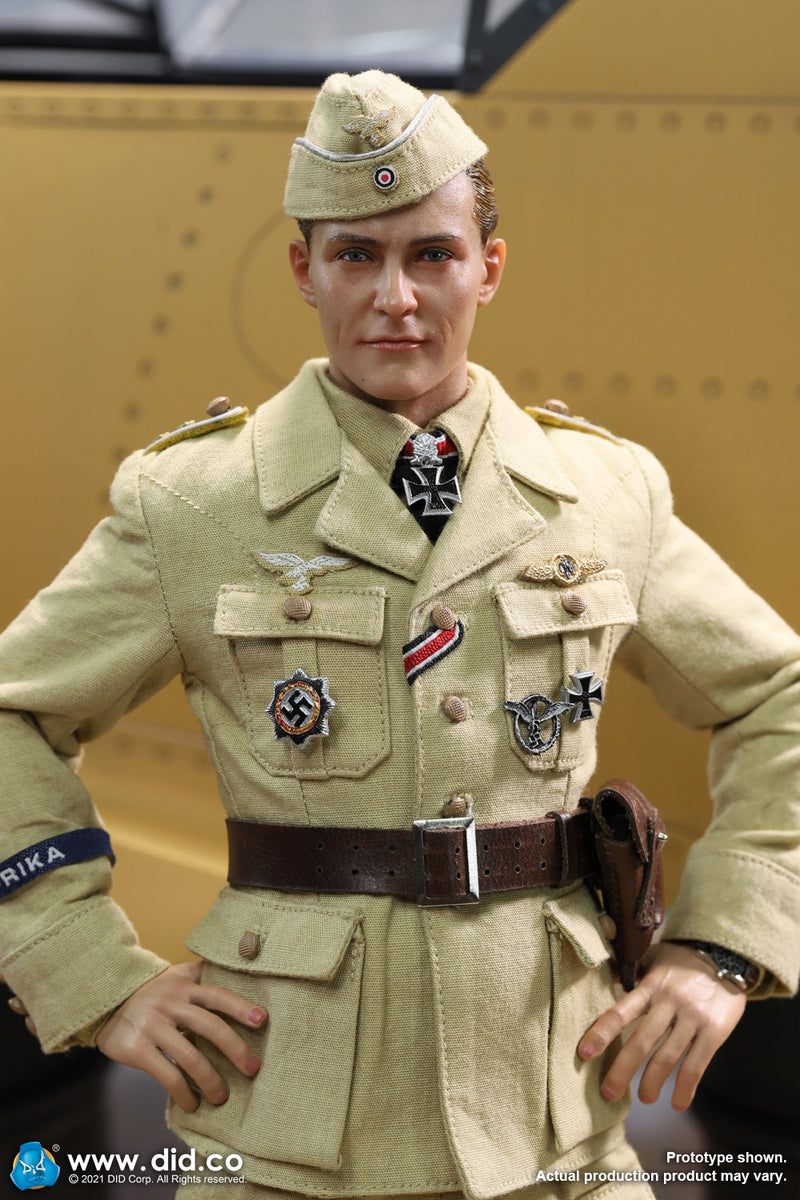 Load image into Gallery viewer, WWII German - Luftwaffe Star of Africa - MINT IN BOX (READ DESC)
