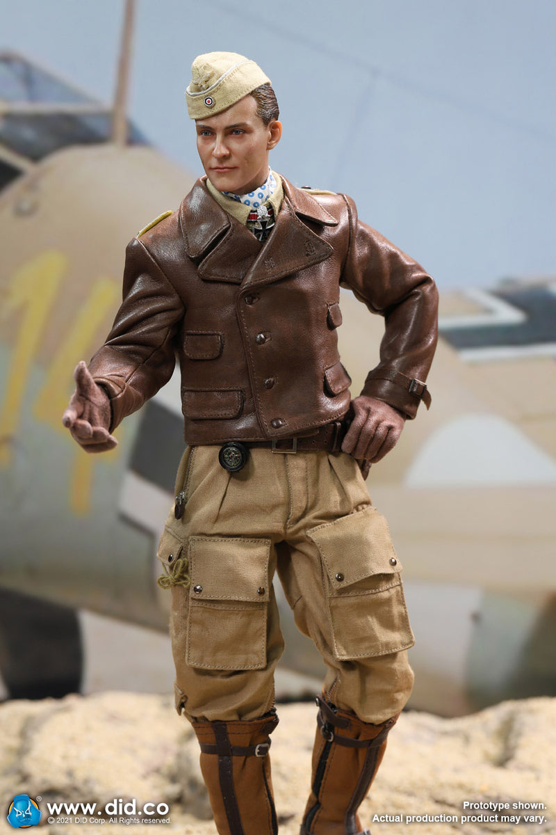 Load image into Gallery viewer, WWII German - Luftwaffe Star of Africa - MINT IN BOX (READ DESC)
