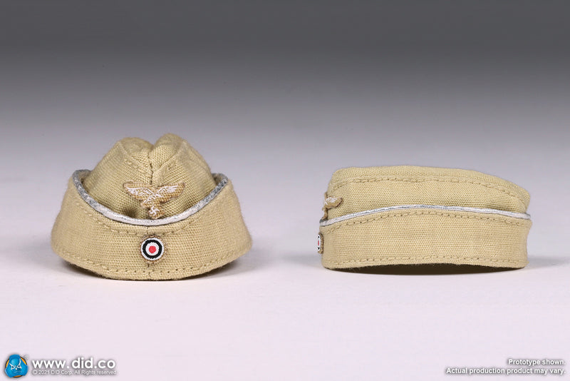 Load image into Gallery viewer, WWII German - Luftwaffe Star of Africa - MINT IN BOX (READ DESC)
