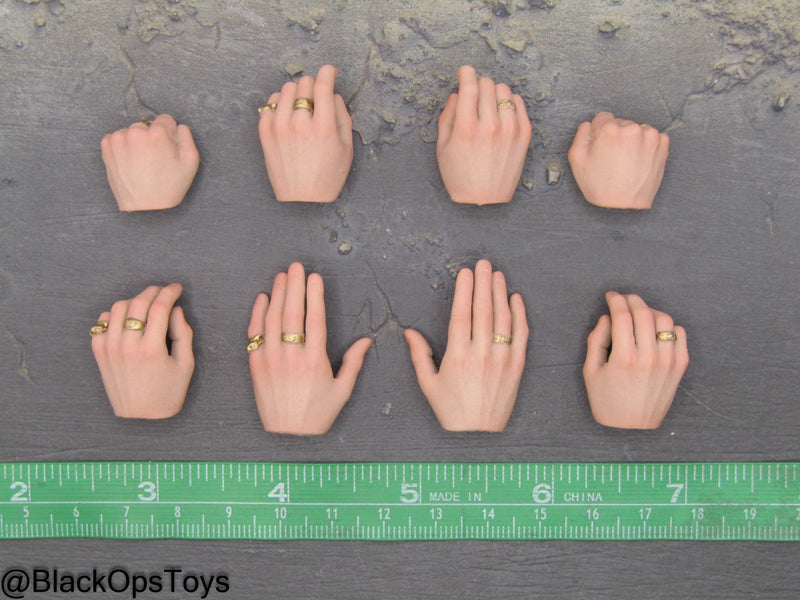 Load image into Gallery viewer, Face Change - The Villain - Hand Set w/Rings (x7)
