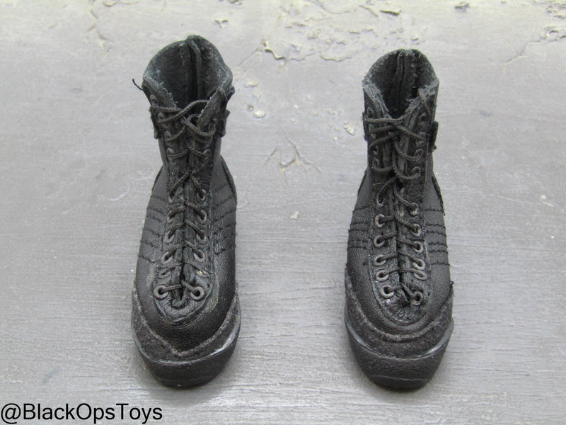 Load image into Gallery viewer, Black Hawk Down - Black Combat Boots (Foot Type)
