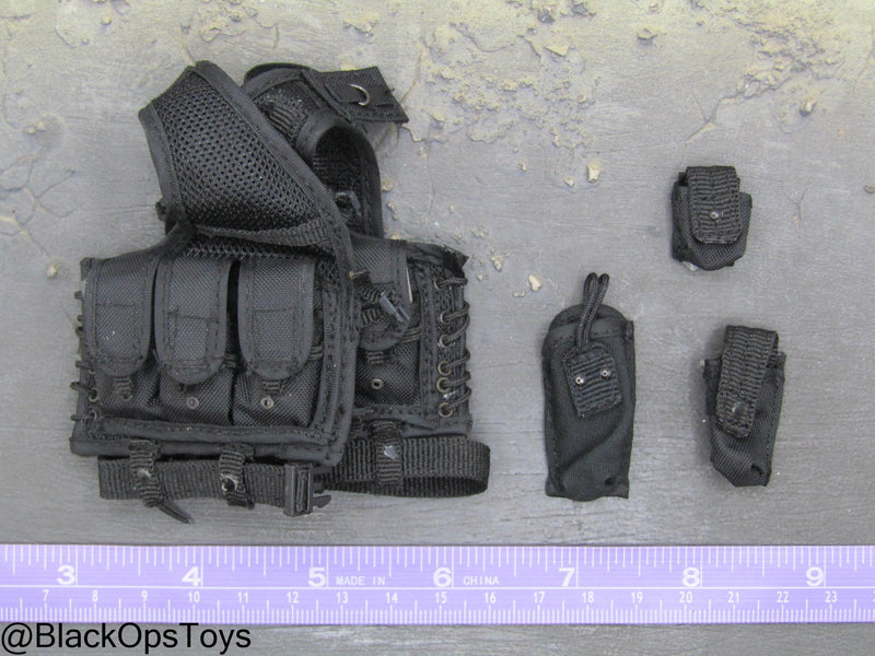 Load image into Gallery viewer, Black Hawk Down - Black Tactical Vest w/Pouch Set
