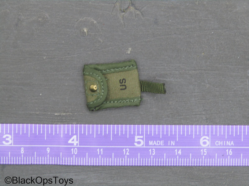 Load image into Gallery viewer, Vietnam Forrest Gump - Green Letter Pouch
