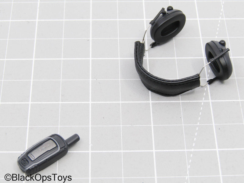 Load image into Gallery viewer, Black Headphones w/Handheld GPS

