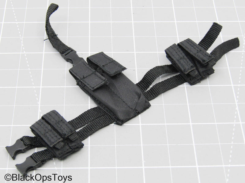 Load image into Gallery viewer, Black Stick Mag Pouch Drop Leg Holster
