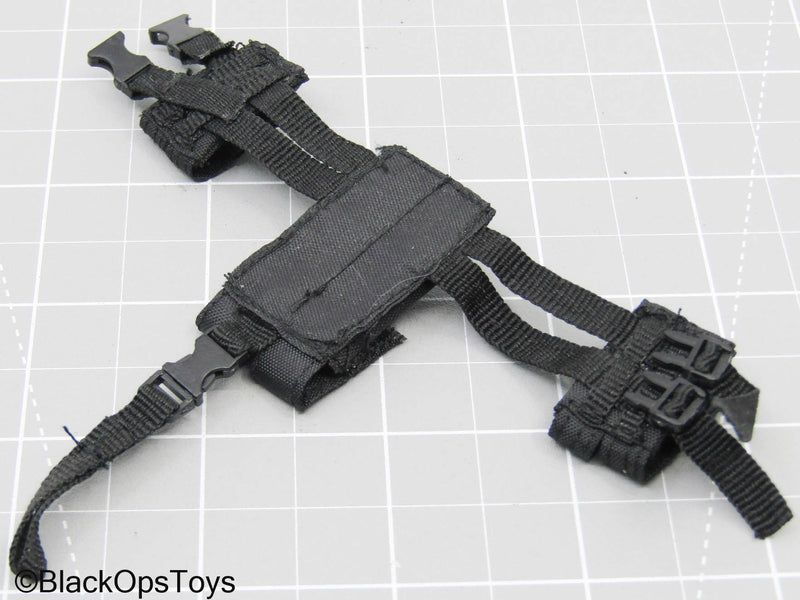 Load image into Gallery viewer, Black Stick Mag Pouch Drop Leg Holster
