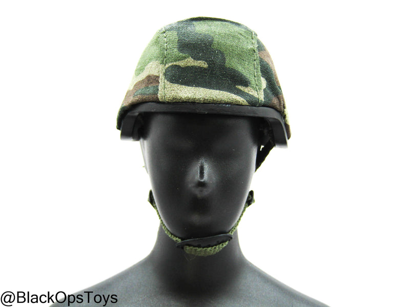 Load image into Gallery viewer, French Northern Woodland Camo Uniform Set w/Helmet
