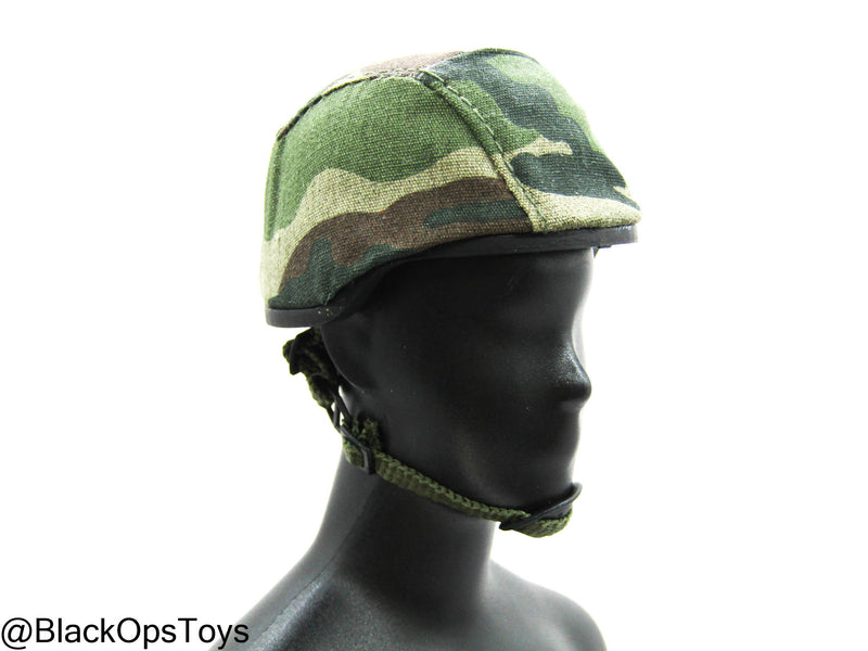 Load image into Gallery viewer, French Northern Woodland Camo Uniform Set w/Helmet
