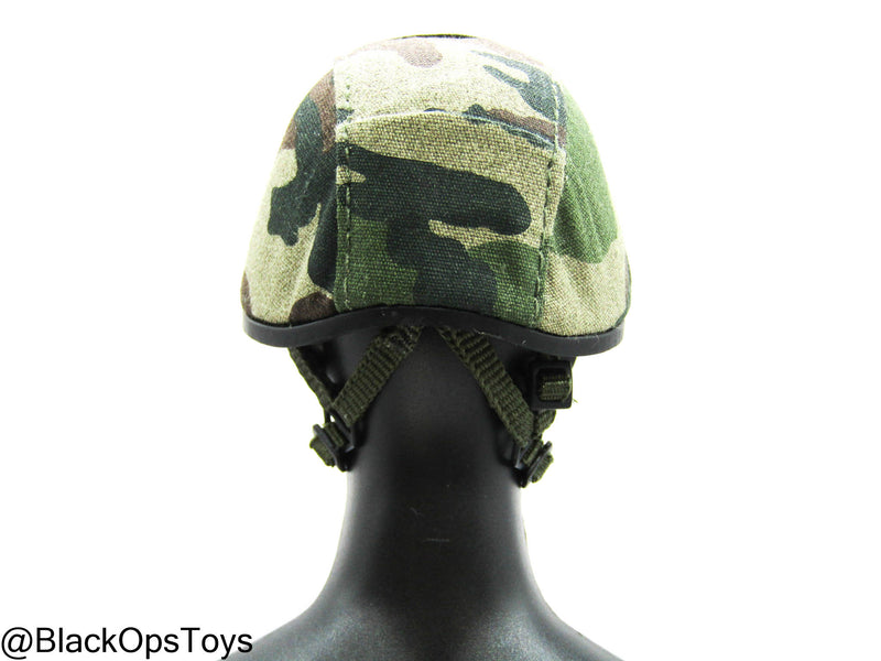 Load image into Gallery viewer, French Northern Woodland Camo Uniform Set w/Helmet
