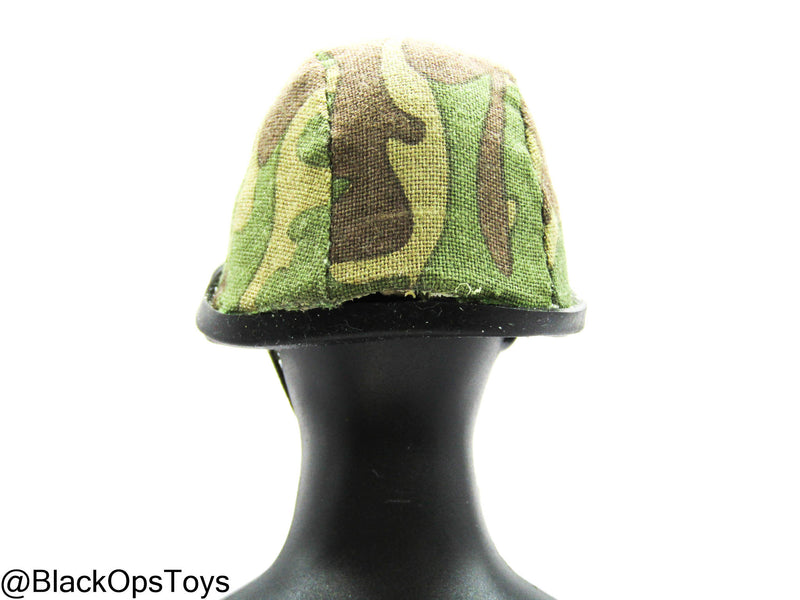 Load image into Gallery viewer, French Northern Woodland Camo Uniform Set w/Helmet
