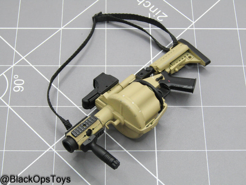 Load image into Gallery viewer, Tan M32A1 Grenade Launcher w/Attachment Set
