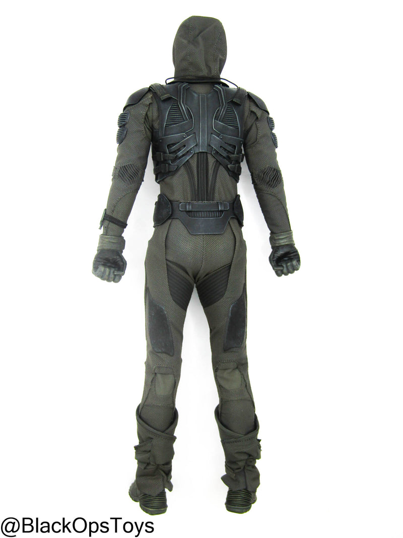 Load image into Gallery viewer, Dune - Paul Atreides - Male Dressed Body w/Stand
