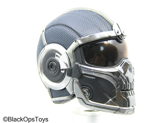 Black Widow - Taskmaster - Blue & Silver Helmet (Hot Toys)