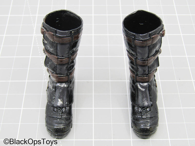 Load image into Gallery viewer, Black Shoes w/Shin Guards
