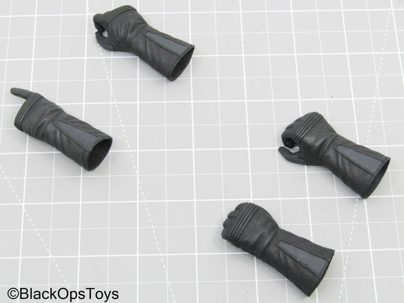 Load image into Gallery viewer, Black Gloved Hands (x4) (Hot Toys)
