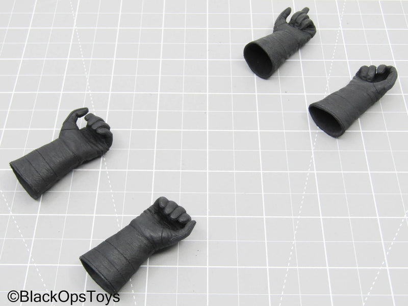 Load image into Gallery viewer, Black Gloved Hands (x4) (Hot Toys)
