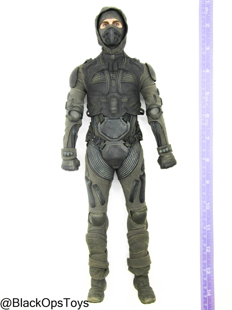 Load image into Gallery viewer, Dune - Paul Atreides - Male Dressed Body w/Masked Headsculpt (PERS)
