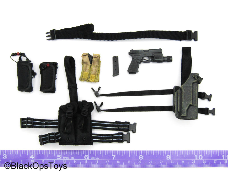Load image into Gallery viewer, Navy Seal VBSS - 9mm Pistol w/Belt, Drop Leg Holster &amp; Pouch Set
