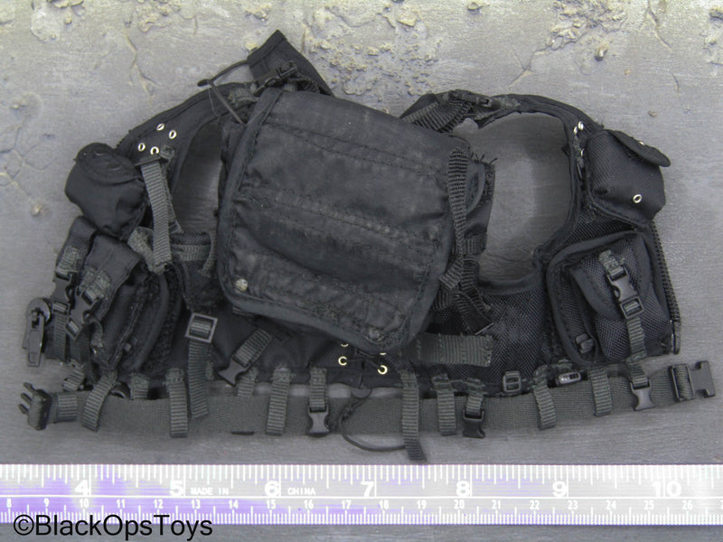 Load image into Gallery viewer, GIGN Operator - Black Combat Vest w/Hook &amp; Loop Pouches
