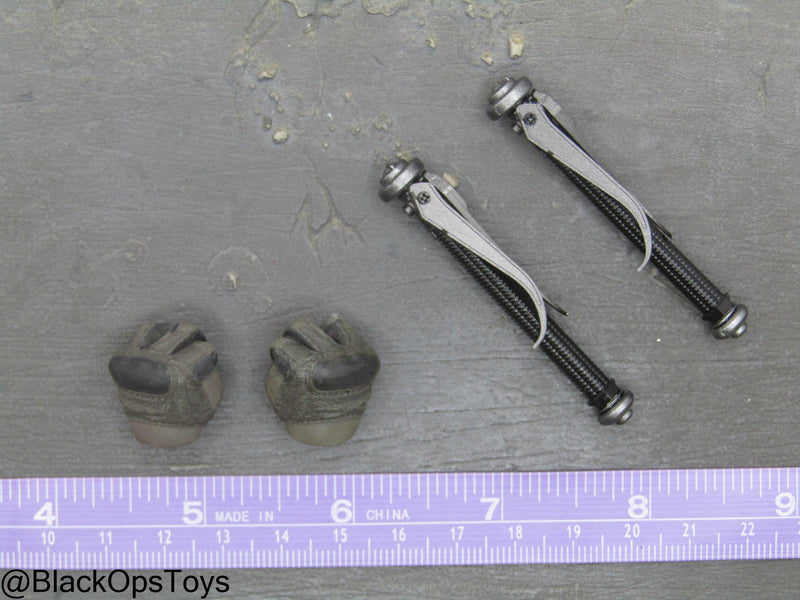 Load image into Gallery viewer, Dune - Paul Atreides - Maker Hooks w/Hand Set
