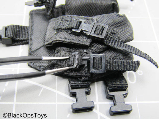 Black Belt w/Drop Leg Pouch (READ DESC)