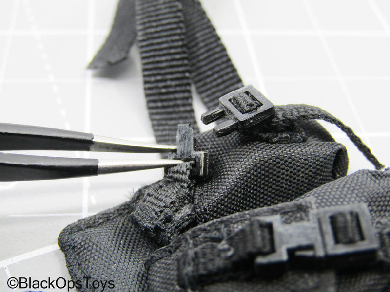 Load image into Gallery viewer, Black Belt w/Drop Leg Pouch (READ DESC)
